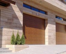 Секционна гаражна врата за дома